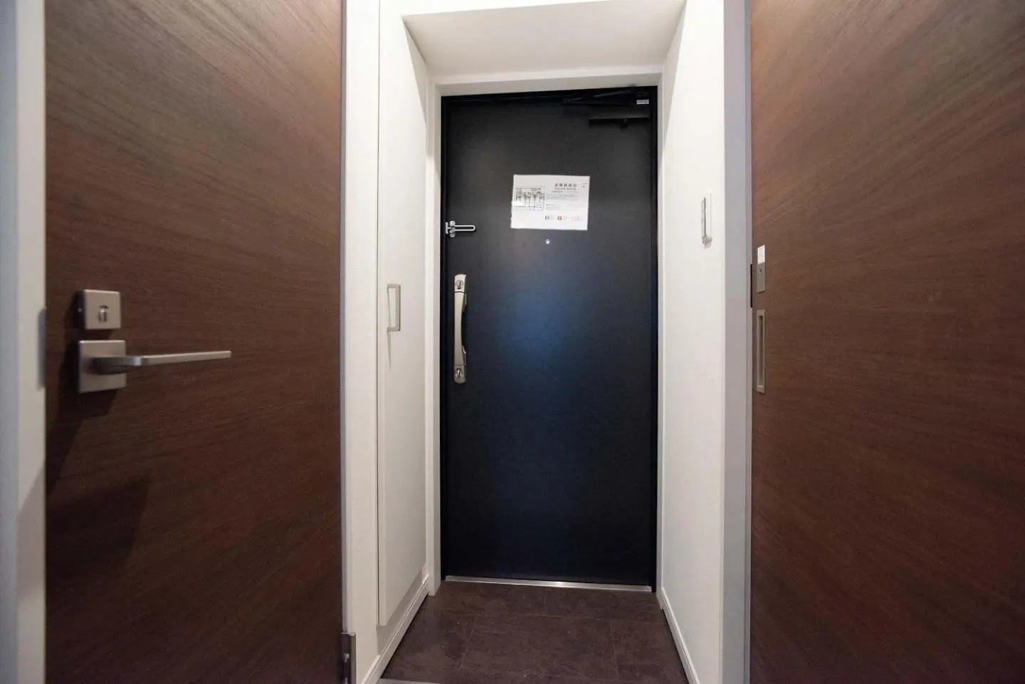 Art Shin-Osaka West Appartement 0*, Osaka Japan